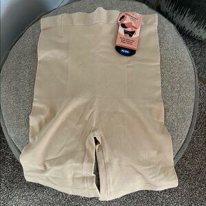 Shapermint Beige Shapewear Shorts NWT L/XL